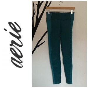 Aerie Offline 7/8 legging in ribbed teal green
